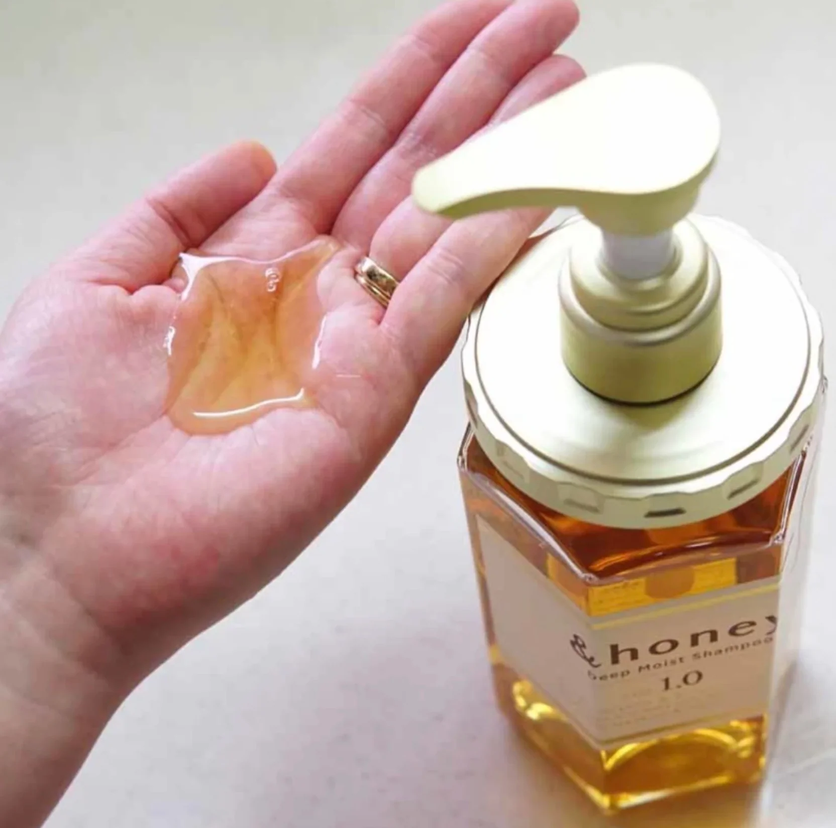 &HONEY	Vicrea &Honey Deep Moist Shampoo - Image 6