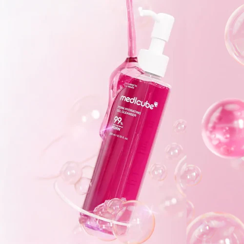 MEDICUBE PDRN Hydrating Gel Clenaser 200mL - Image 2