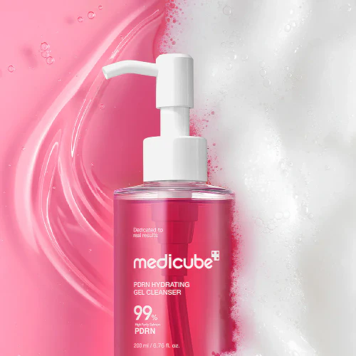 MEDICUBE PDRN Hydrating Gel Clenaser 200mL - Image 3