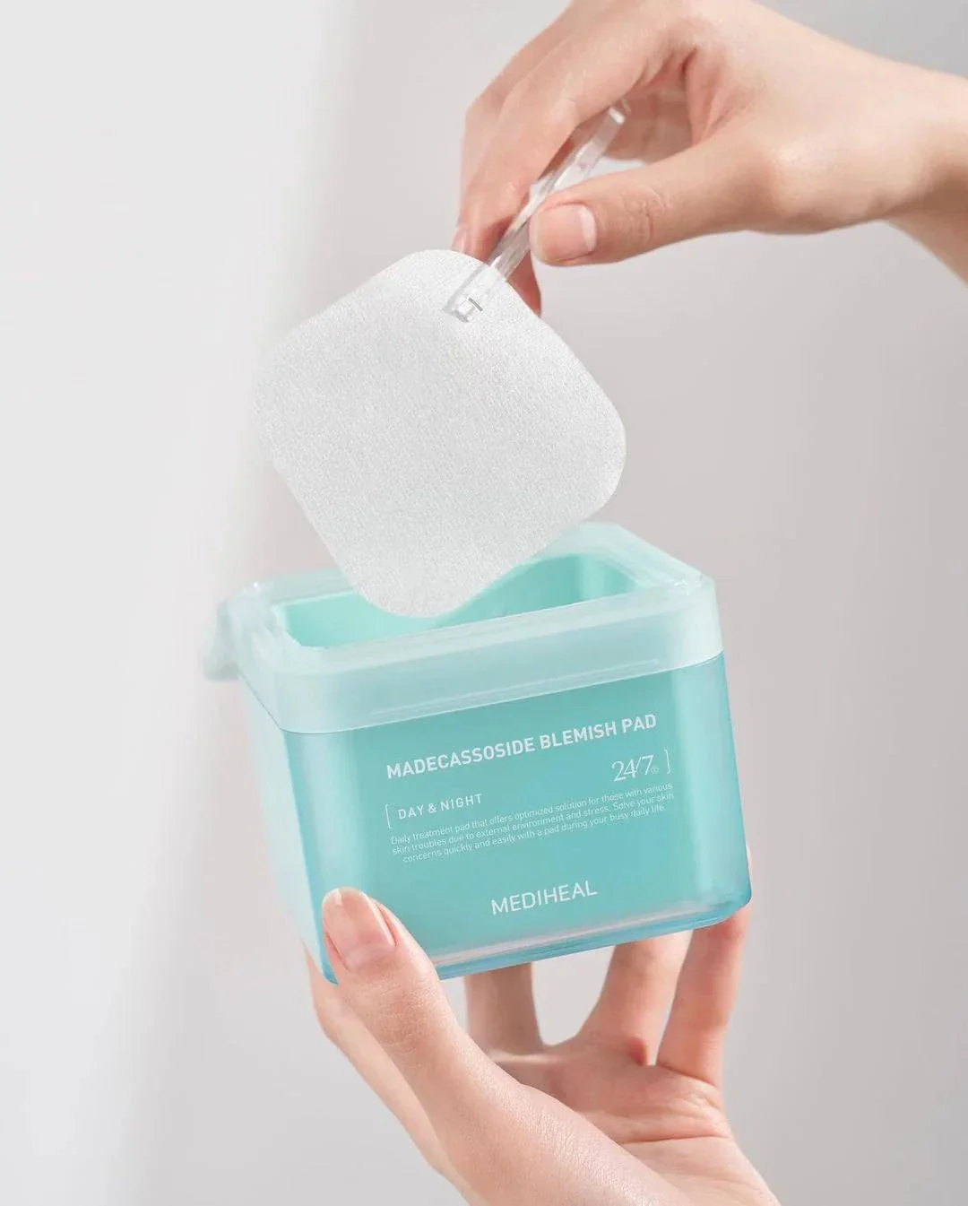 MEDIHEAL Madecassoside Blemish Pad 170mL (100 pads) - Image 2